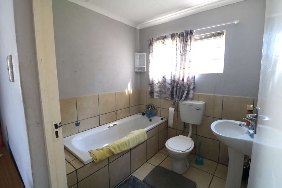 3 Bedroom Property for Sale in King Williams Town Central Eastern Cape